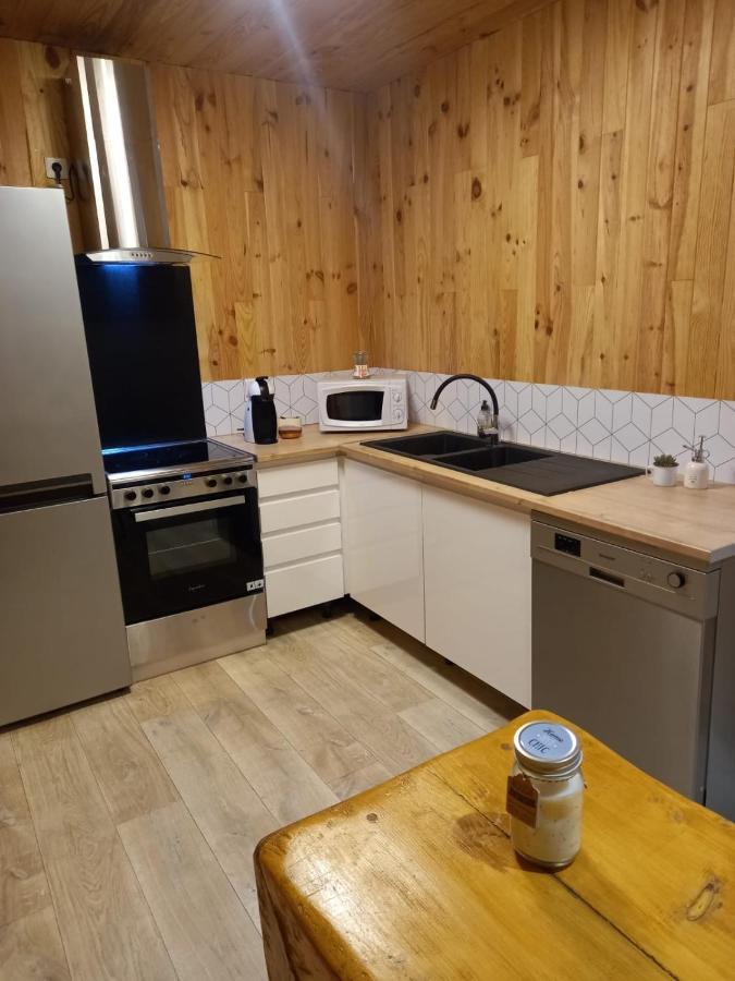 Gite L'Enclos O Rendez-Vous Roquefeuil-Pays De Sault- Avec Jardin Bagian luar foto